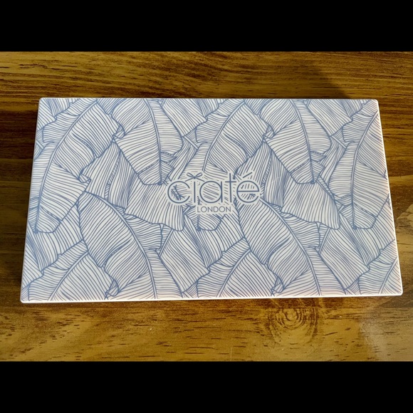 High end makeup! Most never used and some only tested!! - Picture 5 of 16